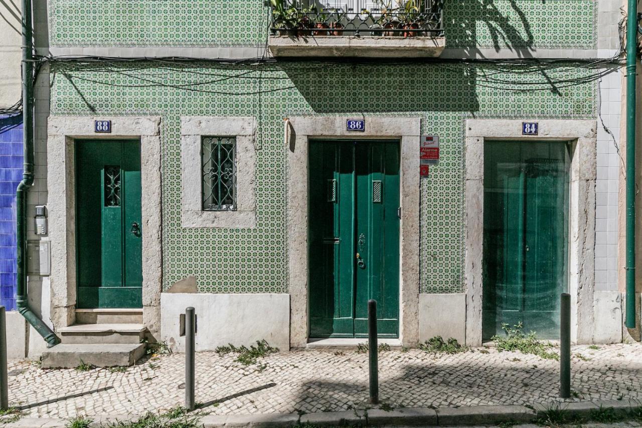 Moderno Apartamento Em Bairro Tipico Lisboeta ลิสบอน ภายนอก รูปภาพ